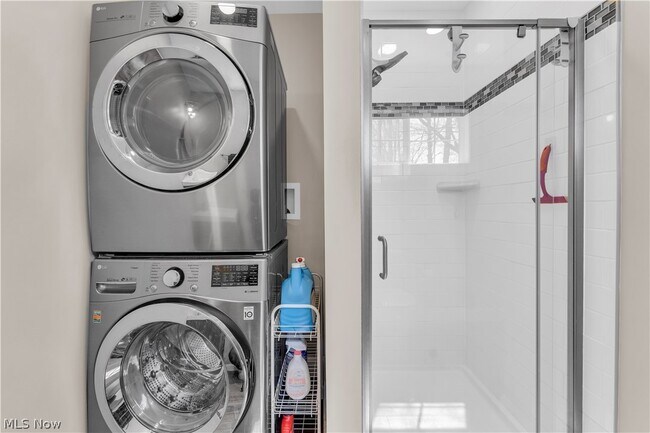 Building Photo - 1151 Bryce Ave