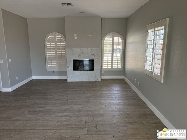 Building Photo - 12385 Sumac Dr