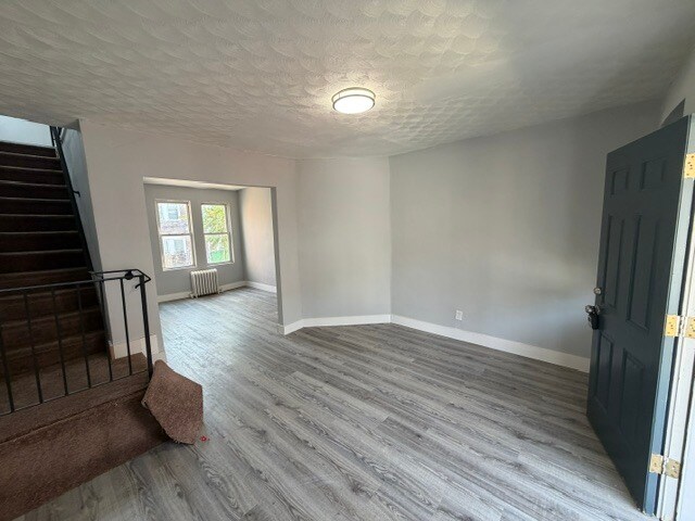 Building Photo - 182 W Raymond St