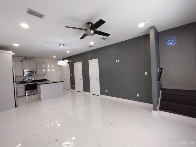 Building Photo - 1226 Upas Dr