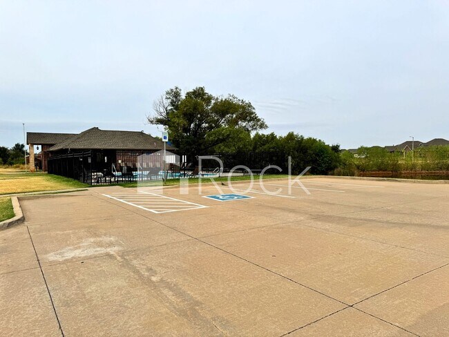 Building Photo - 8329 NW 161st Ter