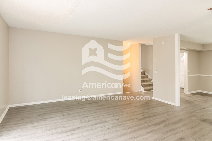 Building Photo - 4314 Aster Ave