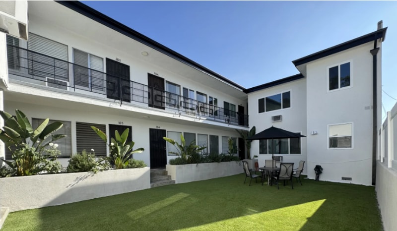 Building Photo - 7730 Lexington Ave