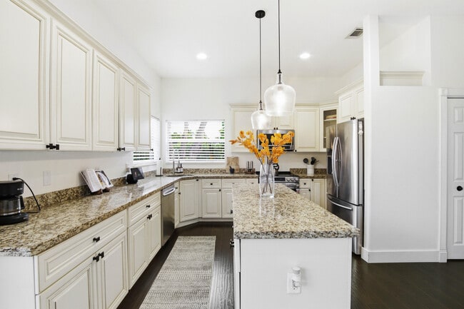 Building Photo - 101 Mill Pond Ln