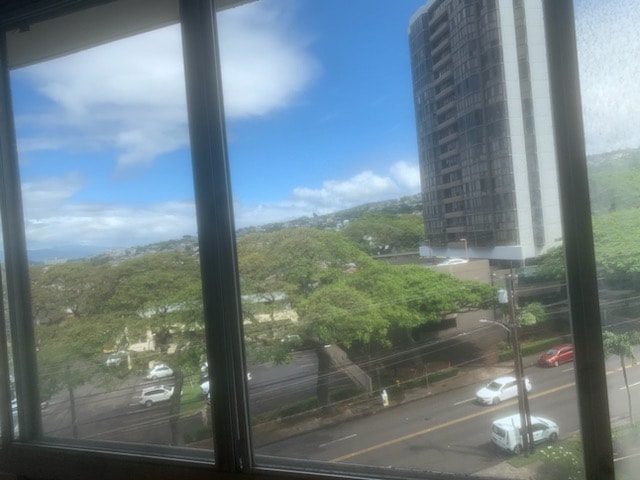 Building Photo - 2029 Nuuanu Ave