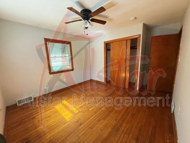 Building Photo - 5785 Fitch Rd