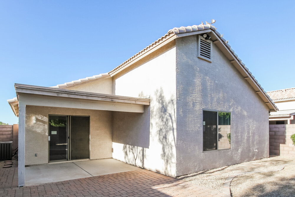 Building Photo - 3319 W Louise Dr