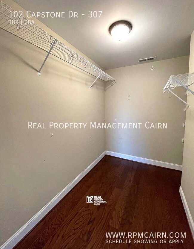 Building Photo - 102 Capstone Dr