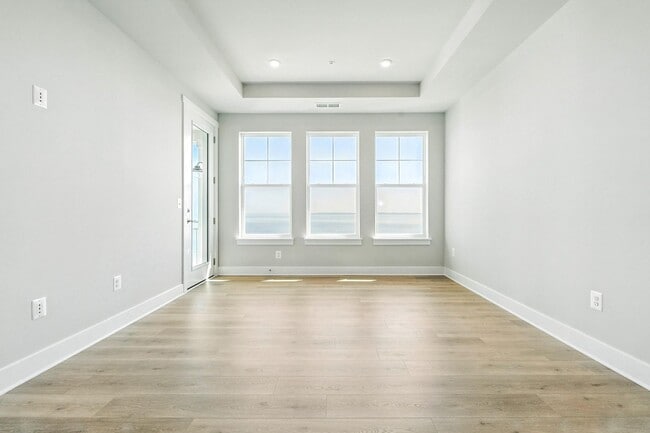 Building Photo - 218 Switchgrass Wy
