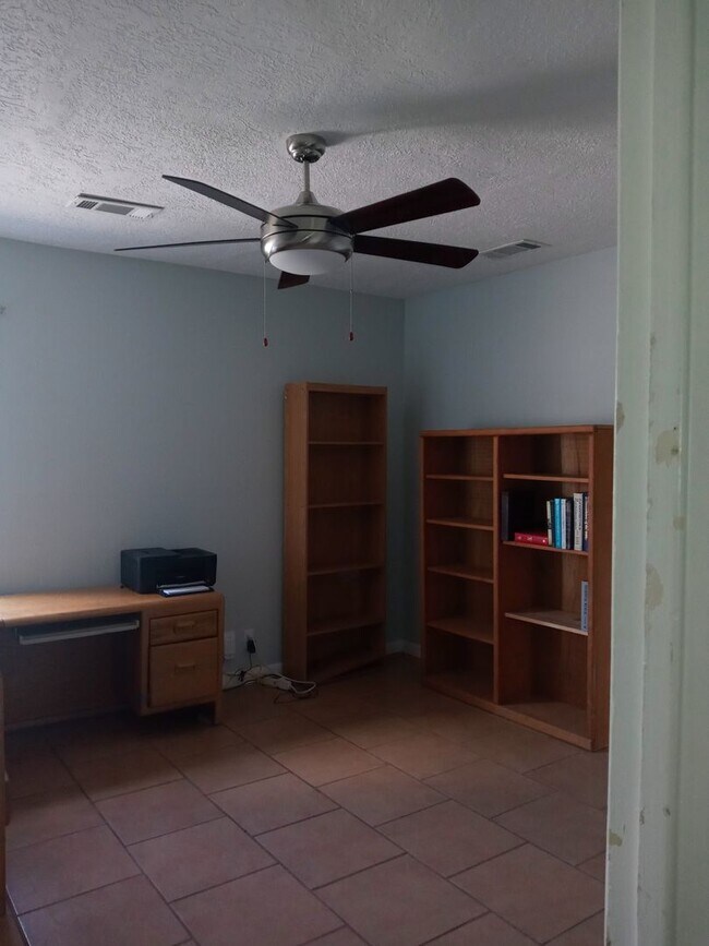 Building Photo - RIO RANCHO-FOUR BEDROOM HOUSE-Furnished