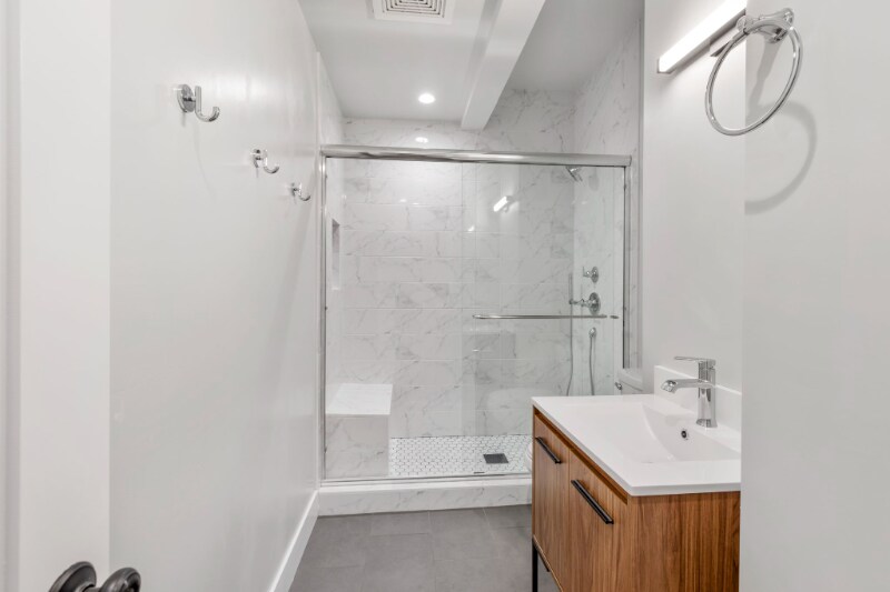 Building Photo - 1022 G St