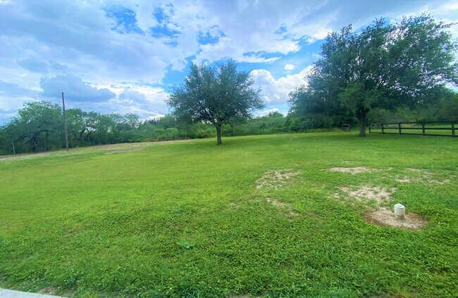 Building Photo - 2214 Mile 14 N