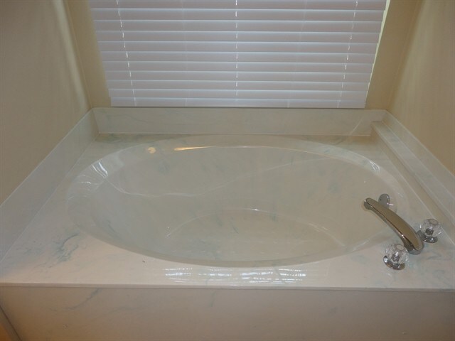 Building Photo - 3118 37th Ter E