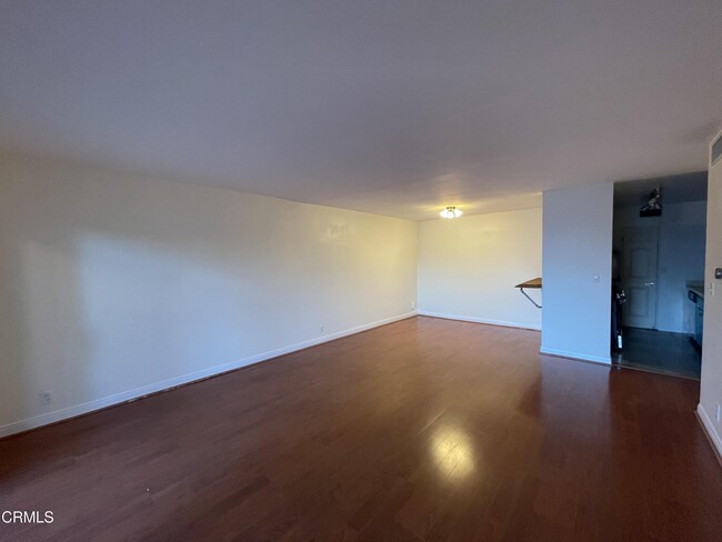 Building Photo - 15344 Weddington St