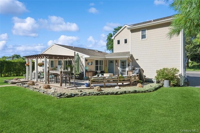 Building Photo - 123 Broad Ave