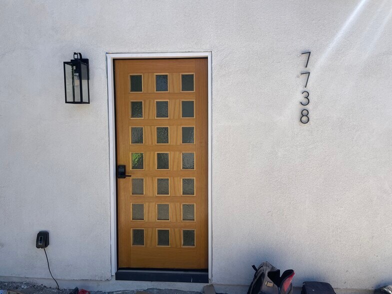 Building Photo - 7738 Whitsett Ave