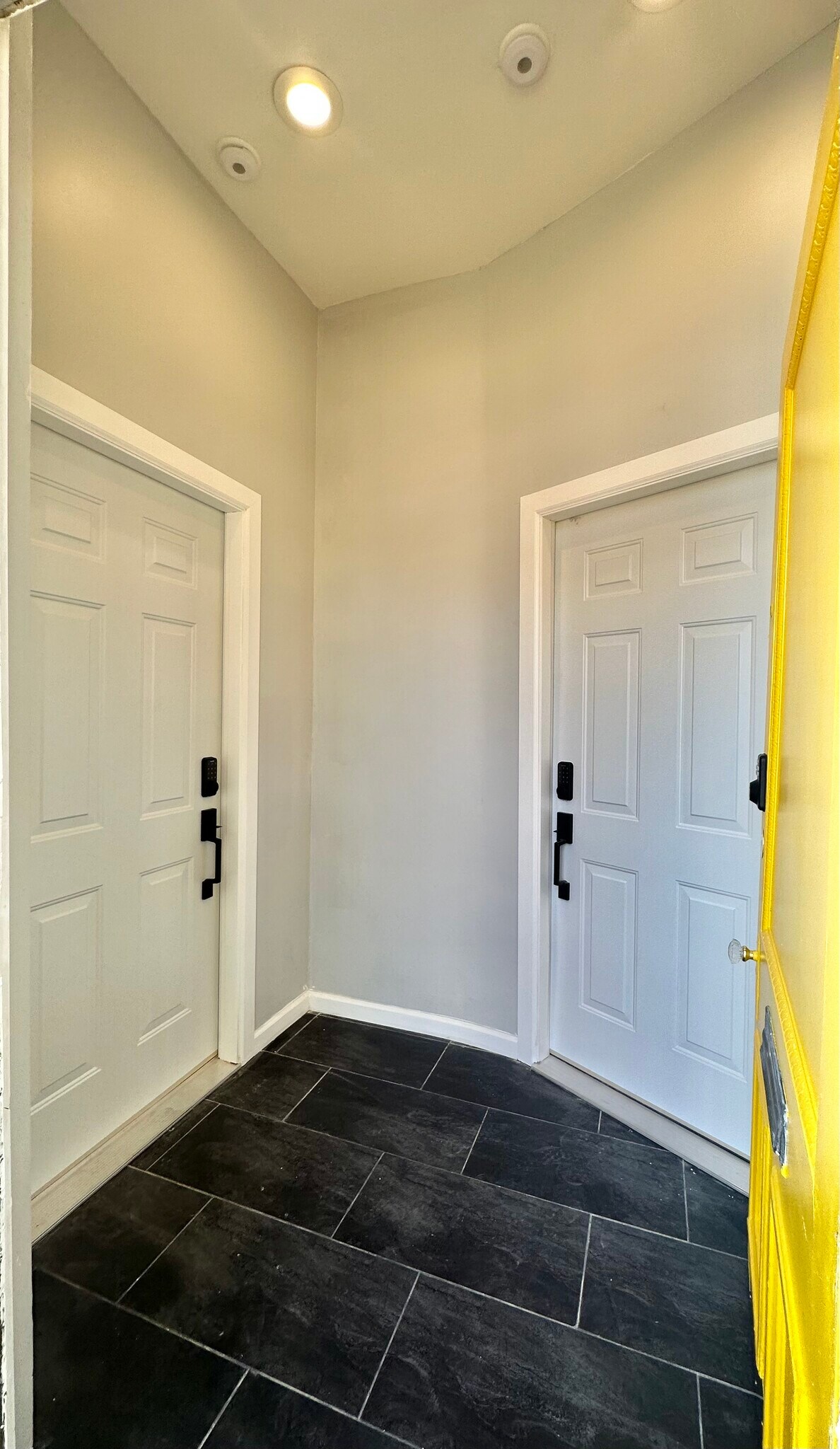 Shared entry way to units - 3855 S Compton Ave