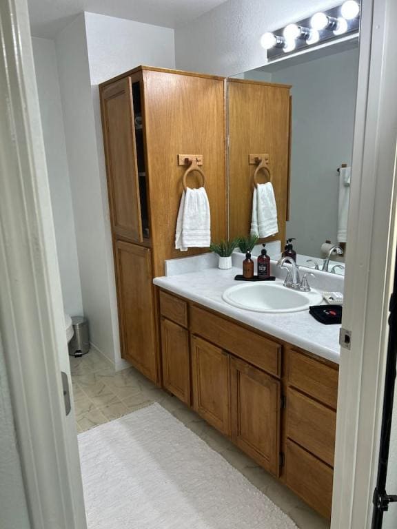 Building Photo - 563 Primrose Dr