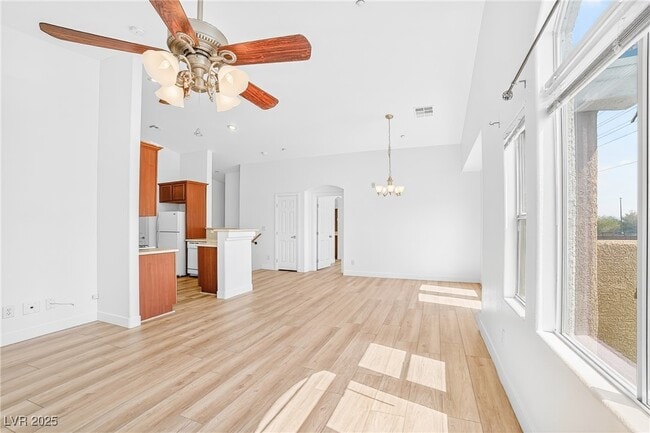 Building Photo - 10011 Diamond Summit Ct