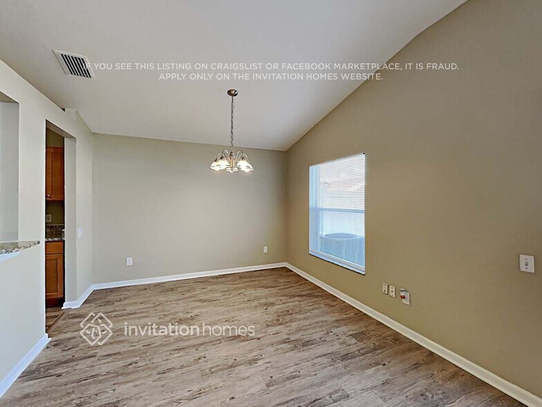 Building Photo - 10203 Hunters Haven Blvd