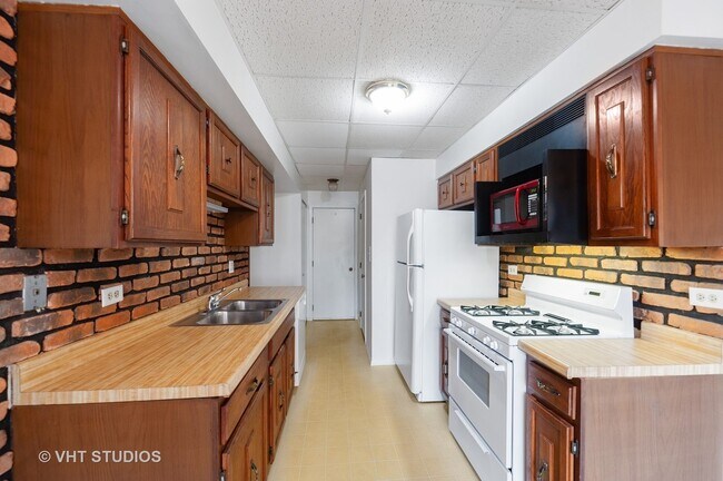 Building Photo - 452 Harrison Ct