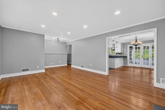 Building Photo - 3604 Husted Dr