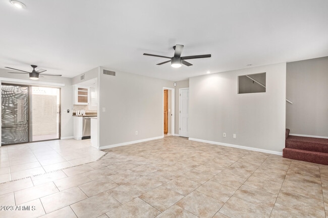 Building Photo - 16510 E Palisades Blvd