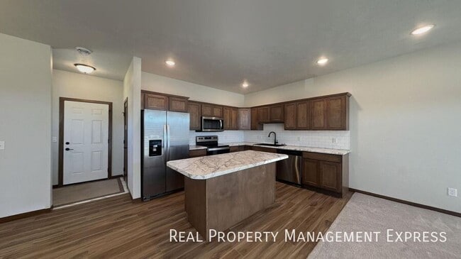 Building Photo - 8166 E Tencate Pl