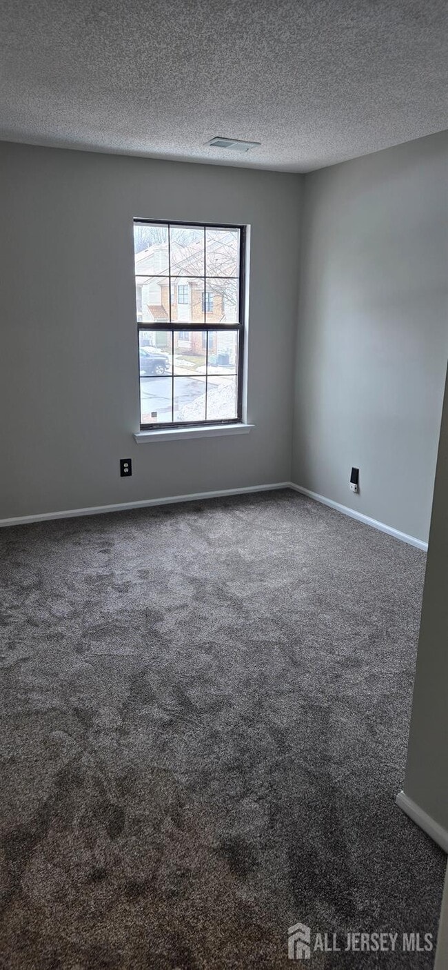 Building Photo - 3015 Lighthouse Ln