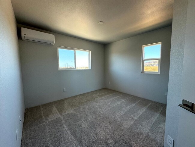 Building Photo - Brand New Home in Hoopili Kanalani - Culdesac - 4 Bed 2.5 Bath