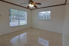 Building Photo - 6636 SW 41st St