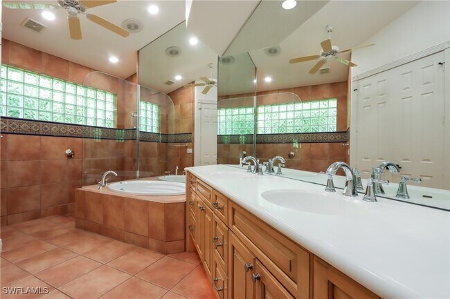 Building Photo - 25094 Pinewater Cove Ln
