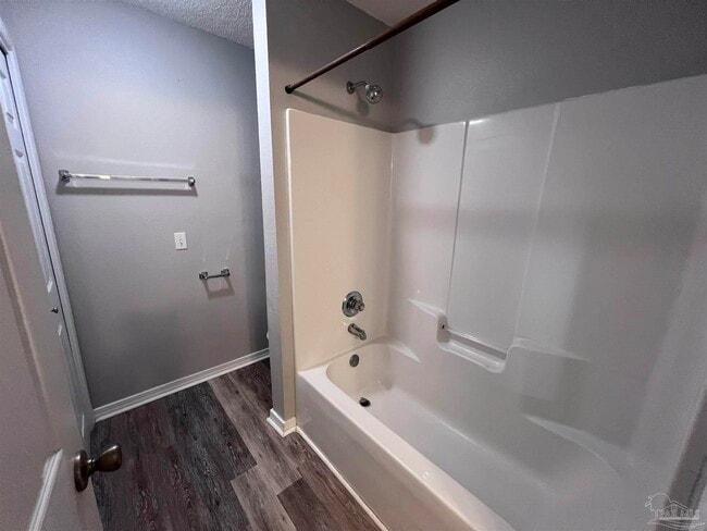 Building Photo - 8157 Heirloom Dr