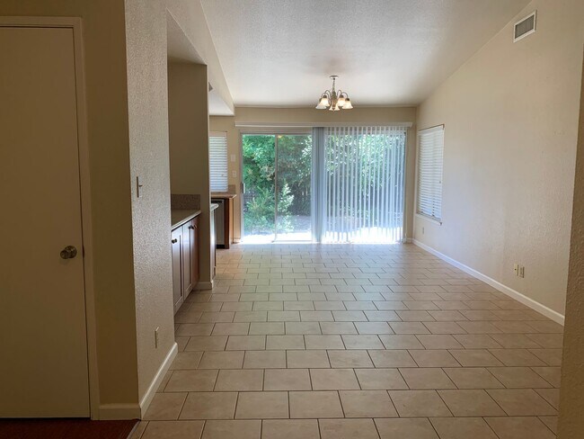 Building Photo - 9648 Appalachian Dr