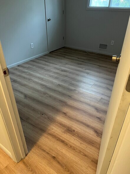 New Flooring and Paint - 5013 Shoreline Dr