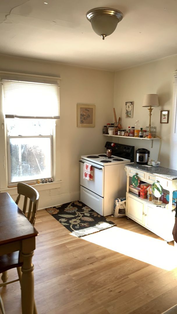 Building Photo - Live Downtown! 2 Bedroom 2 Bathroom Apartment for rent