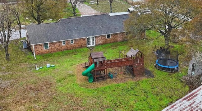 Building Photo - 5610 Fenske Ln