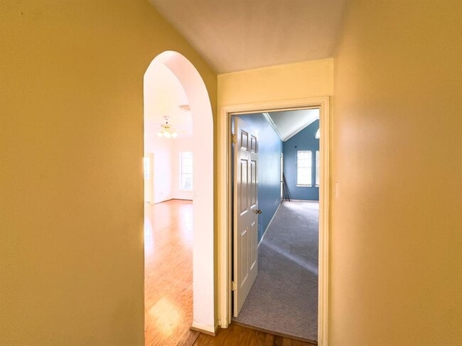Building Photo - 16714 Colony Terrace Dr