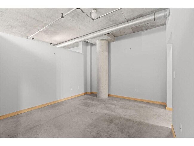Building Photo - 720 N 4th St