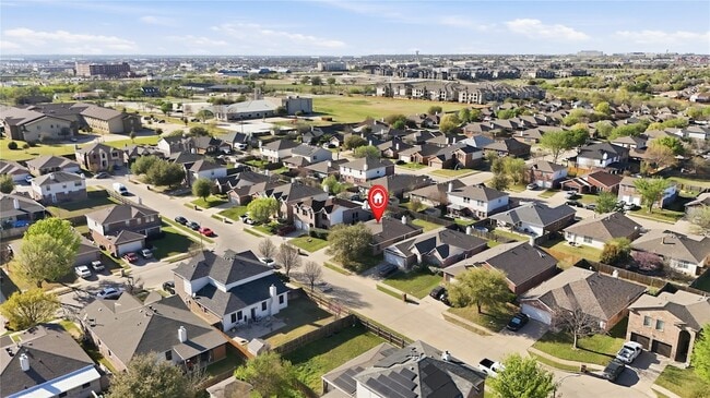 Building Photo - 3825 Cane River Rd