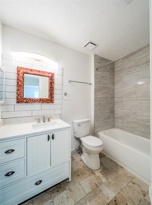 Building Photo - 6726 Grant Dr