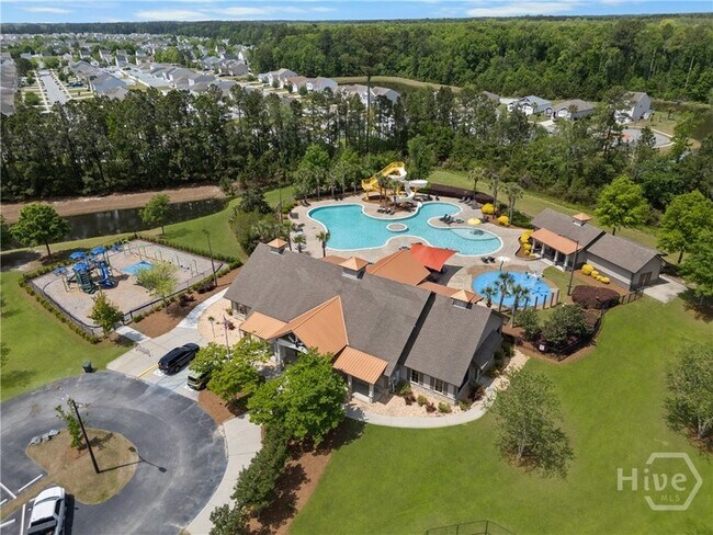 Building Photo - 116 Peabody St