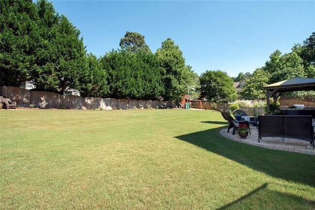 Building Photo - 1504 Belfaire Lake Tr