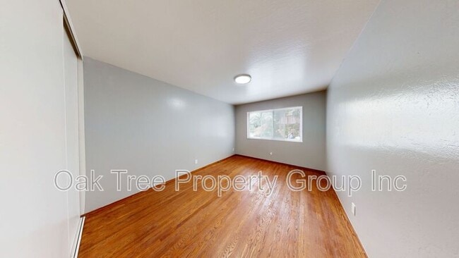 Building Photo - 2429-2429 Humboldt Ave