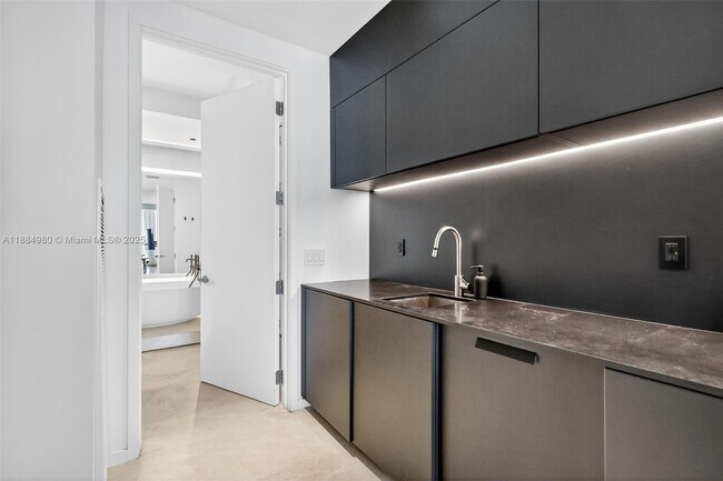 Building Photo - 9705 Collins Ave