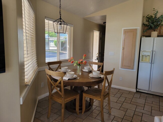 Building Photo - 2 Bed/1.5 Bath In An Active 55+ Community