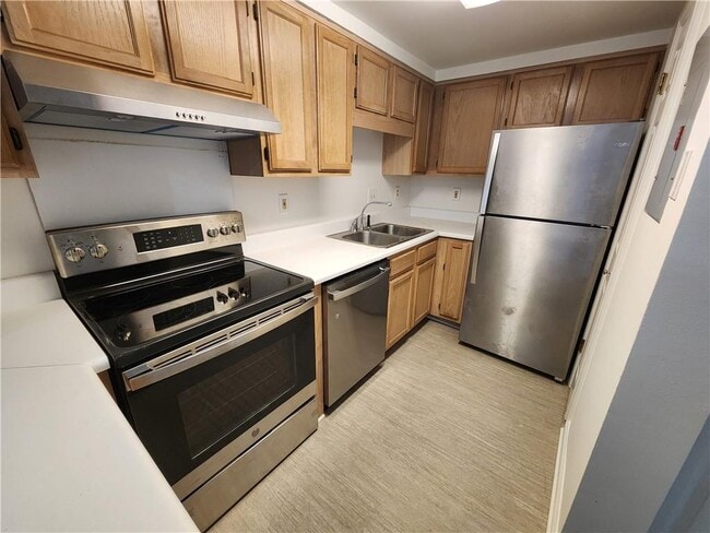 Building Photo - 199 14th St NE