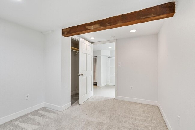 Building Photo - Inviting, remodeled 3-bdr/1.5-bath in Division/Hawthorne duplex—Privacy, A/C, parking, & storage