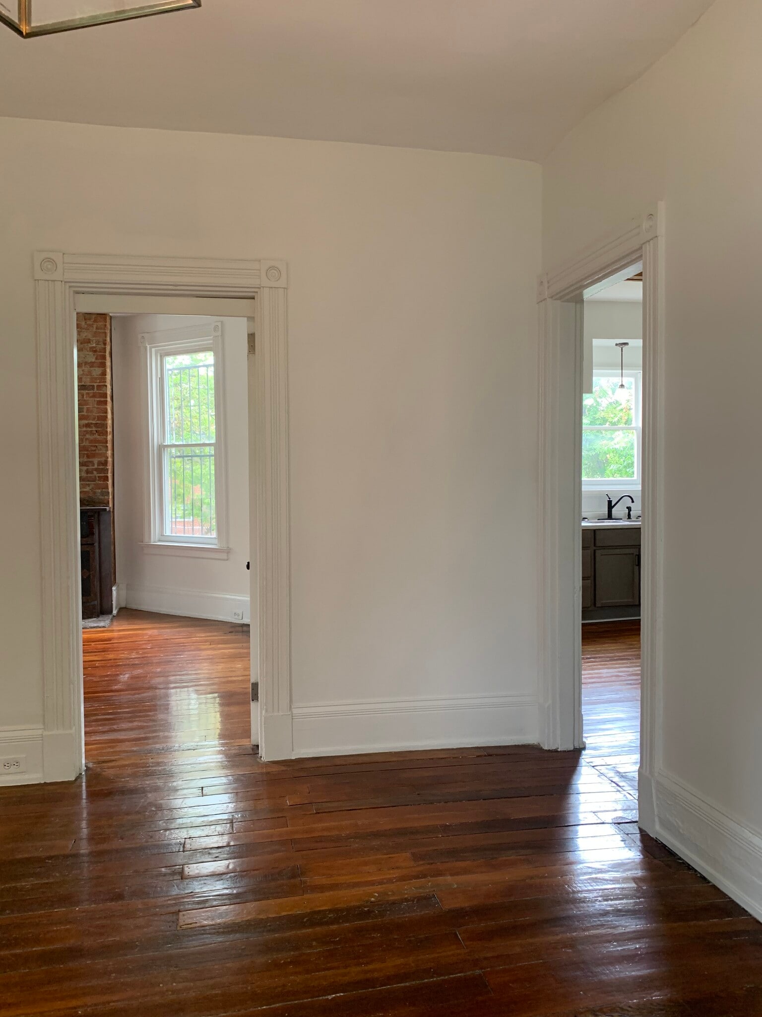 Building Photo - 3042 Gilbert Ave