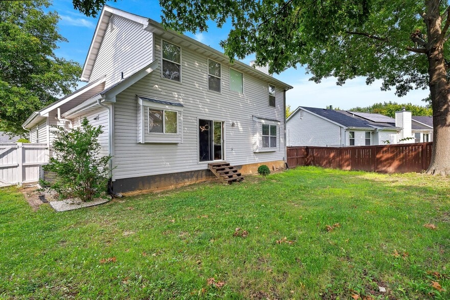 Building Photo - 1203 Ashford Place Dr